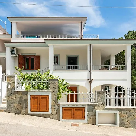 Casa Ginepri I *